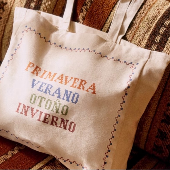 Sezane x Lucia Vergara shopping toe cream large - Picture 2 of 5